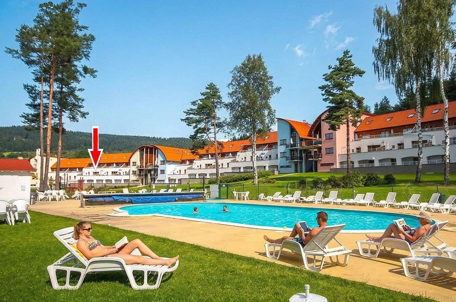 Resort_005aa2.jpg
